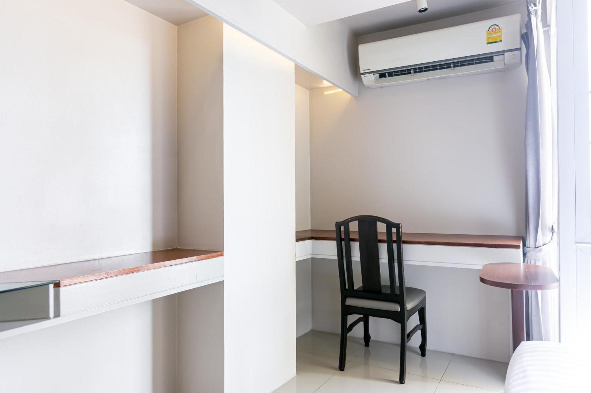 A Room Bangkok Sathorn Buitenkant foto