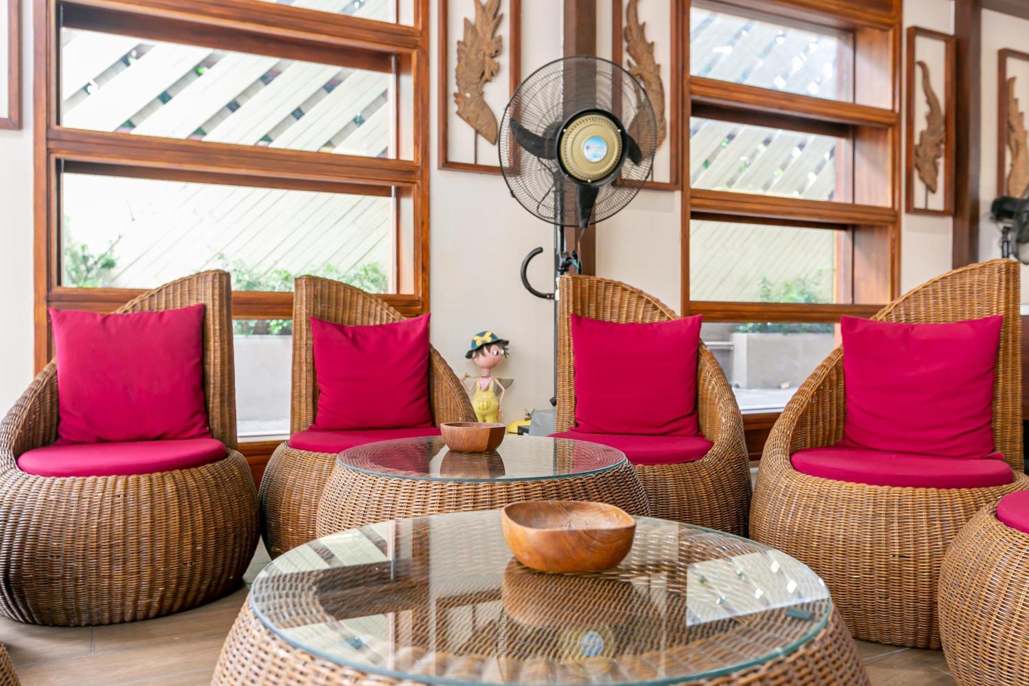 A Room Bangkok Sathorn Buitenkant foto